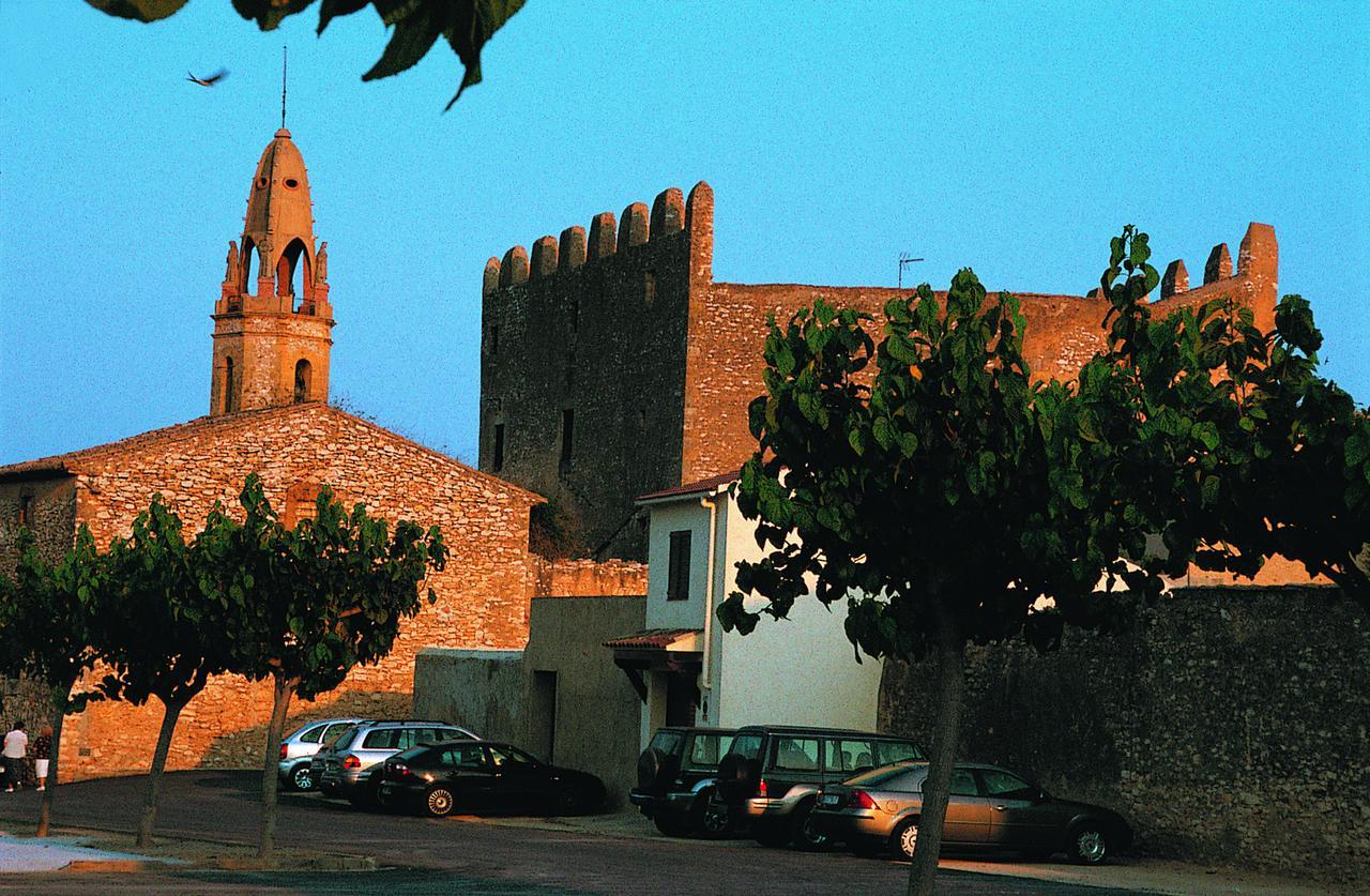 Hotel Restaurante La Masieta Creixell Exterior photo